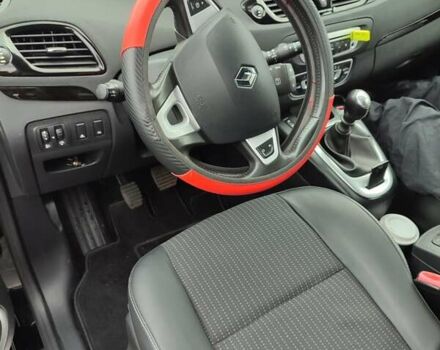 Черный Рено Гранд Сценик, объемом двигателя 1.5 л и пробегом 194 тыс. км за 10800 $, фото 9 на Automoto.ua