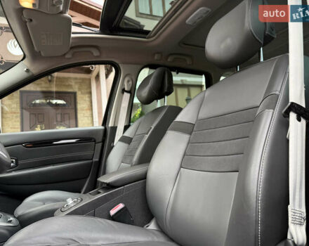 Черный Рено Гранд Сценик, объемом двигателя 2.01 л и пробегом 216 тыс. км за 9800 $, фото 49 на Automoto.ua