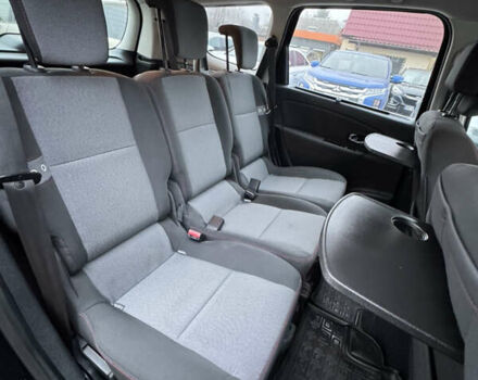 Черный Рено Гранд Сценик, объемом двигателя 1.46 л и пробегом 242 тыс. км за 8900 $, фото 17 на Automoto.ua