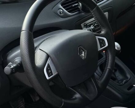 Черный Рено Гранд Сценик, объемом двигателя 1.5 л и пробегом 310 тыс. км за 7900 $, фото 13 на Automoto.ua