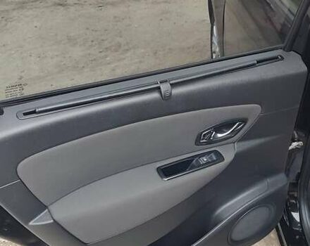 Черный Рено Гранд Сценик, объемом двигателя 0 л и пробегом 246 тыс. км за 8950 $, фото 7 на Automoto.ua