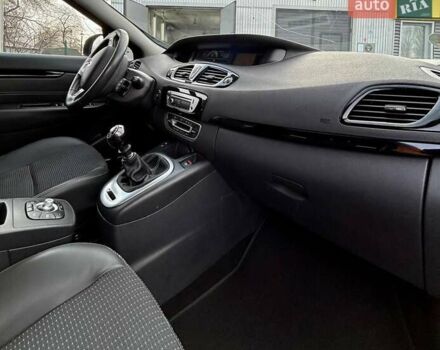 Черный Рено Гранд Сценик, объемом двигателя 1.6 л и пробегом 233 тыс. км за 10200 $, фото 20 на Automoto.ua