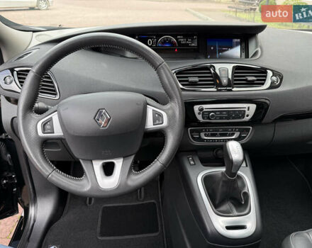 Черный Рено Гранд Сценик, объемом двигателя 2.01 л и пробегом 216 тыс. км за 9800 $, фото 54 на Automoto.ua