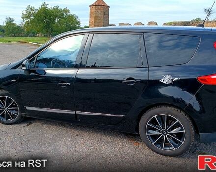 Черный Рено Гранд Сценик, объемом двигателя 1.6 л и пробегом 264 тыс. км за 8000 $, фото 2 на Automoto.ua