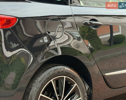 Черный Рено Гранд Сценик, объемом двигателя 2.01 л и пробегом 216 тыс. км за 9800 $, фото 31 на Automoto.ua