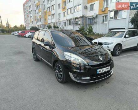 Черный Рено Гранд Сценик, объемом двигателя 1.6 л и пробегом 270 тыс. км за 9999 $, фото 9 на Automoto.ua