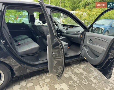 Чорний Рено Гранд Сценік, об'ємом двигуна 1.6 л та пробігом 248 тис. км за 7500 $, фото 8 на Automoto.ua