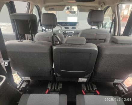 Черный Рено Гранд Сценик, объемом двигателя 1.5 л и пробегом 225 тыс. км за 7950 $, фото 16 на Automoto.ua