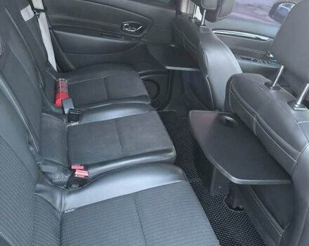 Черный Рено Гранд Сценик, объемом двигателя 1.6 л и пробегом 270 тыс. км за 9999 $, фото 20 на Automoto.ua