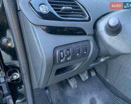 Чорний Рено Гранд Сценік, об'ємом двигуна 1.6 л та пробігом 264 тис. км за 8600 $, фото 25 на Automoto.ua