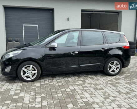 Чорний Рено Гранд Сценік, об'ємом двигуна 1.6 л та пробігом 248 тис. км за 7500 $, фото 3 на Automoto.ua