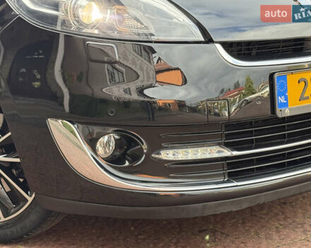 Черный Рено Гранд Сценик, объемом двигателя 2.01 л и пробегом 216 тыс. км за 9800 $, фото 25 на Automoto.ua