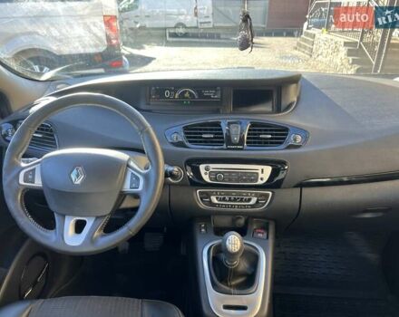 Черный Рено Гранд Сценик, объемом двигателя 1.6 л и пробегом 200 тыс. км за 8450 $, фото 7 на Automoto.ua