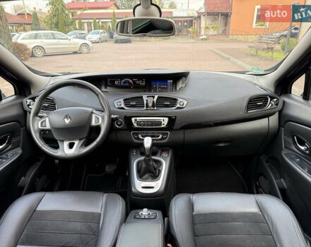Черный Рено Гранд Сценик, объемом двигателя 2.01 л и пробегом 216 тыс. км за 9800 $, фото 2 на Automoto.ua