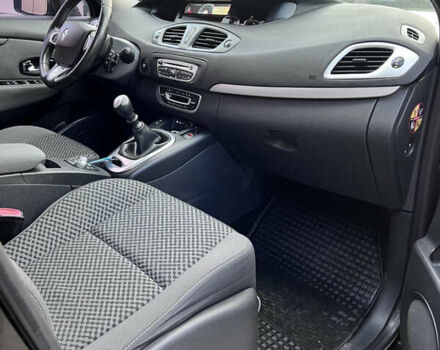 Черный Рено Гранд Сценик, объемом двигателя 1.46 л и пробегом 305 тыс. км за 7000 $, фото 13 на Automoto.ua