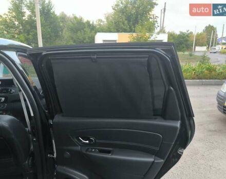 Черный Рено Гранд Сценик, объемом двигателя 1.6 л и пробегом 270 тыс. км за 9999 $, фото 16 на Automoto.ua