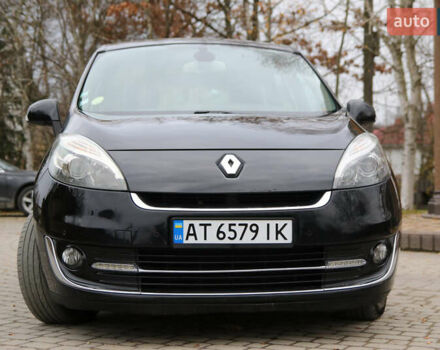 Черный Рено Гранд Сценик, объемом двигателя 1.6 л и пробегом 275 тыс. км за 8500 $, фото 1 на Automoto.ua