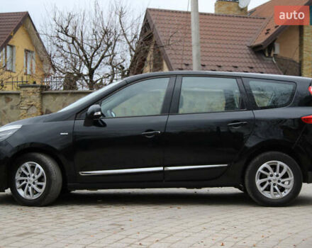 Черный Рено Гранд Сценик, объемом двигателя 1.6 л и пробегом 275 тыс. км за 8500 $, фото 3 на Automoto.ua