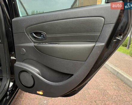 Черный Рено Гранд Сценик, объемом двигателя 2.01 л и пробегом 216 тыс. км за 9800 $, фото 87 на Automoto.ua