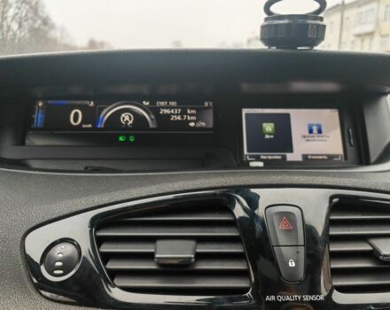 Черный Рено Гранд Сценик, объемом двигателя 1.5 л и пробегом 311 тыс. км за 8000 $, фото 6 на Automoto.ua