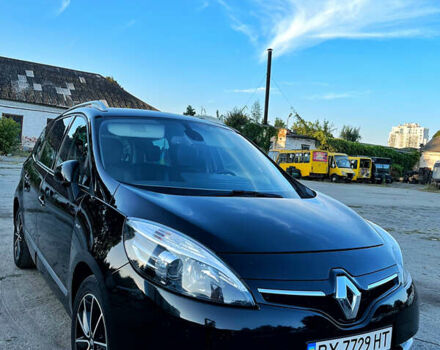 Черный Рено Гранд Сценик, объемом двигателя 1.6 л и пробегом 330 тыс. км за 9800 $, фото 1 на Automoto.ua
