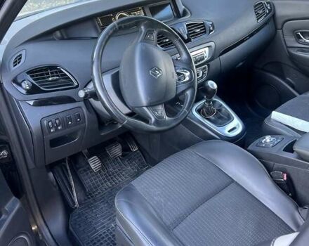 Черный Рено Гранд Сценик, объемом двигателя 1.6 л и пробегом 239 тыс. км за 8500 $, фото 4 на Automoto.ua