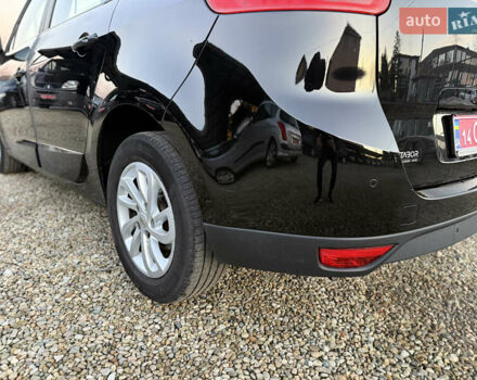 Чорний Рено Гранд Сценік, об'ємом двигуна 1.2 л та пробігом 200 тис. км за 7250 $, фото 15 на Automoto.ua