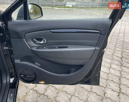 Черный Рено Гранд Сценик, объемом двигателя 1.6 л и пробегом 239 тыс. км за 9999 $, фото 46 на Automoto.ua