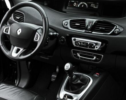 Черный Рено Гранд Сценик, объемом двигателя 1.5 л и пробегом 147 тыс. км за 8700 $, фото 6 на Automoto.ua