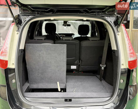 Черный Рено Гранд Сценик, объемом двигателя 1.46 л и пробегом 216 тыс. км за 9700 $, фото 18 на Automoto.ua