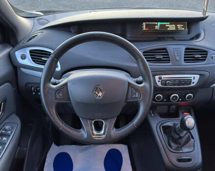 Черный Рено Гранд Сценик, объемом двигателя 1.6 л и пробегом 252 тыс. км за 9250 $, фото 34 на Automoto.ua