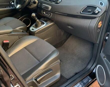 Черный Рено Гранд Сценик, объемом двигателя 1.5 л и пробегом 252 тыс. км за 9750 $, фото 7 на Automoto.ua