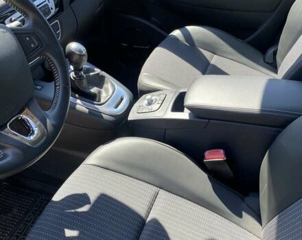 Черный Рено Гранд Сценик, объемом двигателя 1.6 л и пробегом 250 тыс. км за 10900 $, фото 22 на Automoto.ua