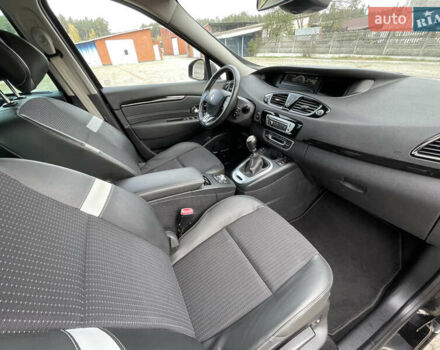 Черный Рено Гранд Сценик, объемом двигателя 1.6 л и пробегом 239 тыс. км за 9999 $, фото 49 на Automoto.ua