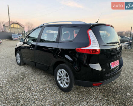 Чорний Рено Гранд Сценік, об'ємом двигуна 1.2 л та пробігом 200 тис. км за 7250 $, фото 14 на Automoto.ua
