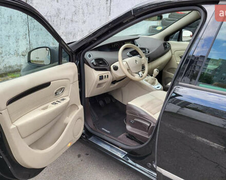 Рено Гранд Сценик 2013 в Стрые на Automoto.ua Черный Рено Гранд Сценик, объемом двигателя 1.6 л и пробегом 285 тыс. км за 9700 $, фото 56 на Automoto.ua