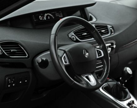 Черный Рено Гранд Сценик, объемом двигателя 1.5 л и пробегом 147 тыс. км за 8700 $, фото 5 на Automoto.ua