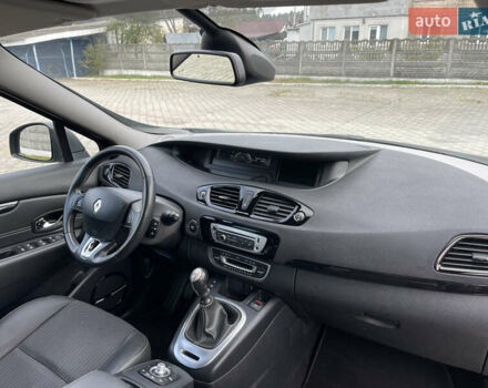 Черный Рено Гранд Сценик, объемом двигателя 1.6 л и пробегом 239 тыс. км за 9999 $, фото 52 на Automoto.ua