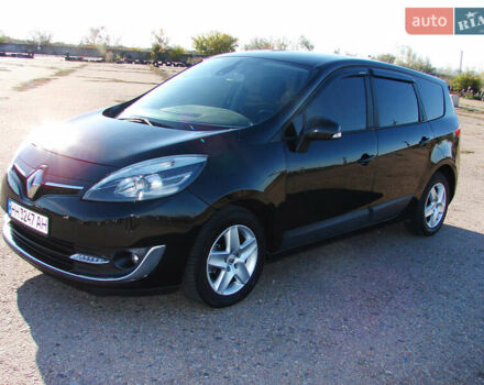 Черный Рено Гранд Сценик, объемом двигателя 1.5 л и пробегом 216 тыс. км за 8900 $, фото 4 на Automoto.ua