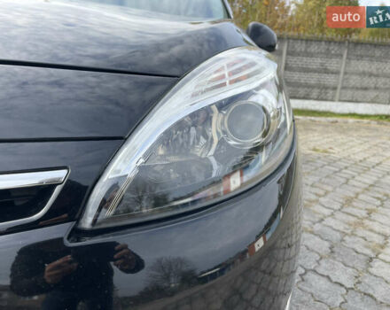 Чорний Рено Гранд Сценік, об'ємом двигуна 1.6 л та пробігом 239 тис. км за 10499 $, фото 21 на Automoto.ua