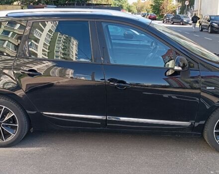 Черный Рено Гранд Сценик, объемом двигателя 1.5 л и пробегом 174 тыс. км за 9200 $, фото 4 на Automoto.ua