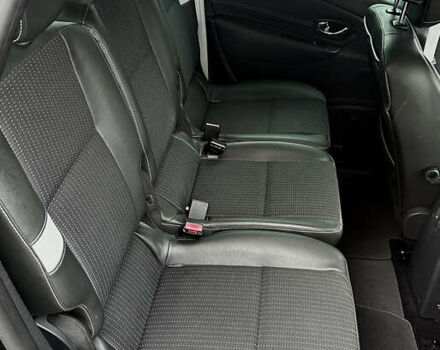 Чорний Рено Гранд Сценік, об'ємом двигуна 1.6 л та пробігом 159 тис. км за 10000 $, фото 23 на Automoto.ua