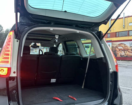 Черный Рено Гранд Сценик, объемом двигателя 1.6 л и пробегом 183 тыс. км за 10500 $, фото 38 на Automoto.ua