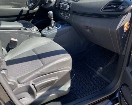 Черный Рено Гранд Сценик, объемом двигателя 1.6 л и пробегом 250 тыс. км за 10900 $, фото 15 на Automoto.ua