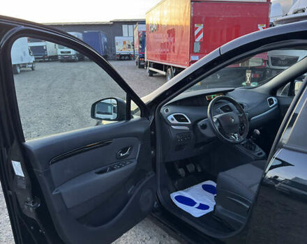 Черный Рено Гранд Сценик, объемом двигателя 1.6 л и пробегом 252 тыс. км за 9250 $, фото 32 на Automoto.ua