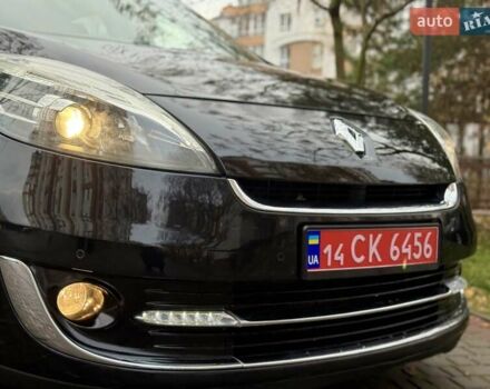 Черный Рено Гранд Сценик, объемом двигателя 1.6 л и пробегом 240 тыс. км за 7500 $, фото 5 на Automoto.ua
