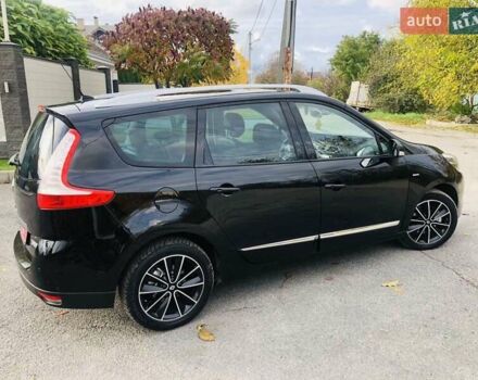 Рено Гранд Сценик 2013 в Харькове на Automoto.ua Черный Рено Гранд Сценик, объемом двигателя 1.5 л и пробегом 235 тыс. км за 10350 $, фото 28 на Automoto.ua