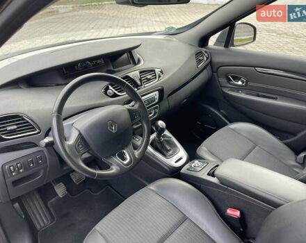 Черный Рено Гранд Сценик, объемом двигателя 1.6 л и пробегом 239 тыс. км за 9999 $, фото 40 на Automoto.ua