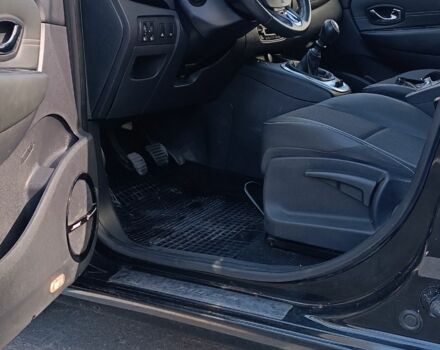 Черный Рено Гранд Сценик, объемом двигателя 1.5 л и пробегом 174 тыс. км за 9200 $, фото 15 на Automoto.ua