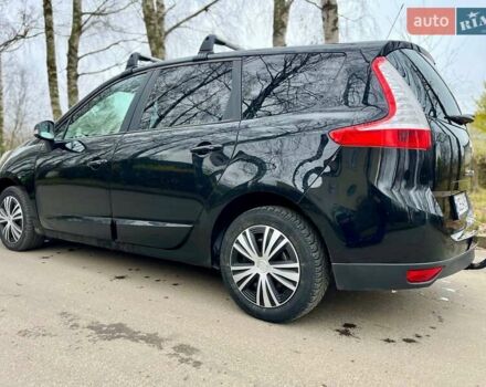 Черный Рено Гранд Сценик, объемом двигателя 1.6 л и пробегом 254 тыс. км за 8800 $, фото 5 на Automoto.ua